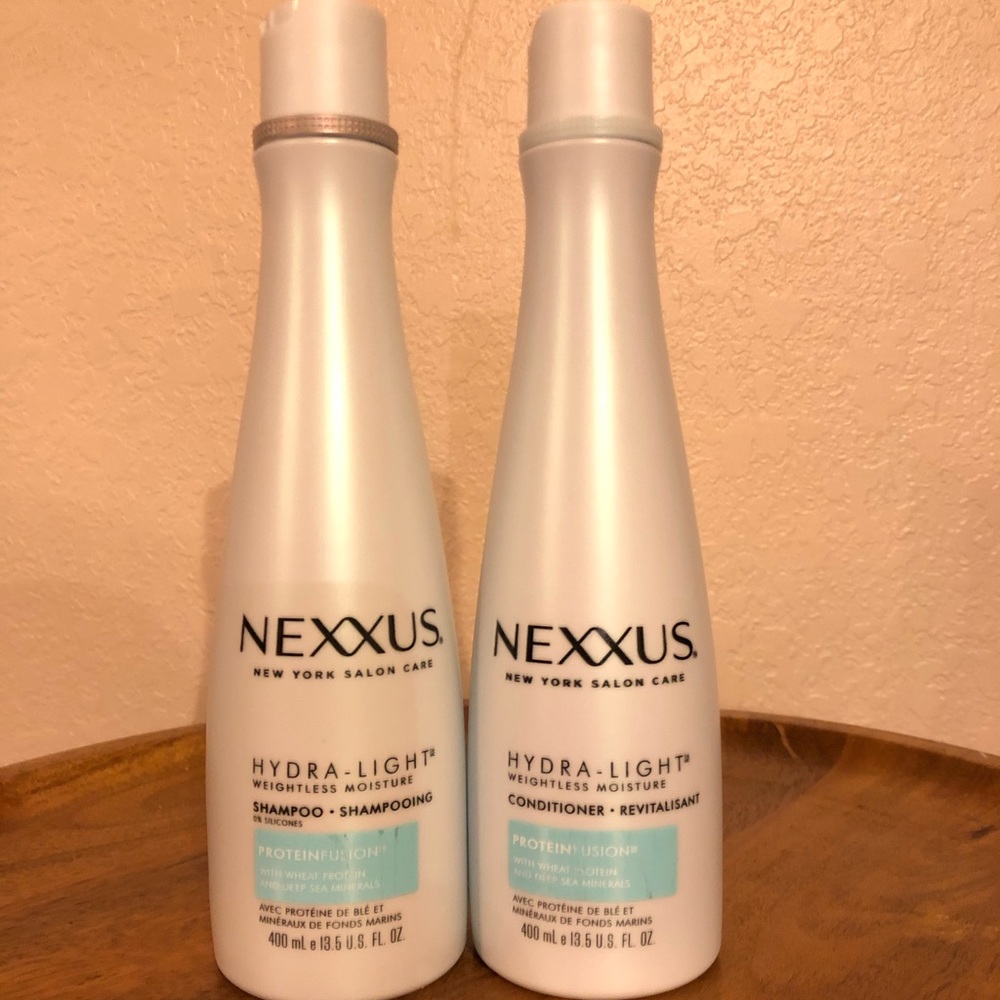 Nexxus Hyrda-light shampoo/conditioner